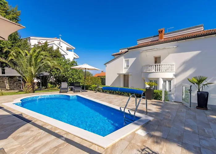 شقة Garden With Pool أوباتيا