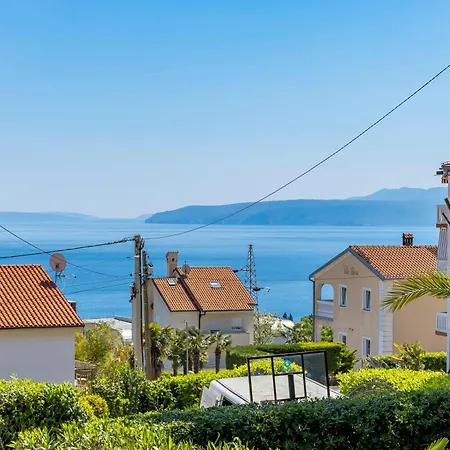 Garden With Pool Apartment Opatija