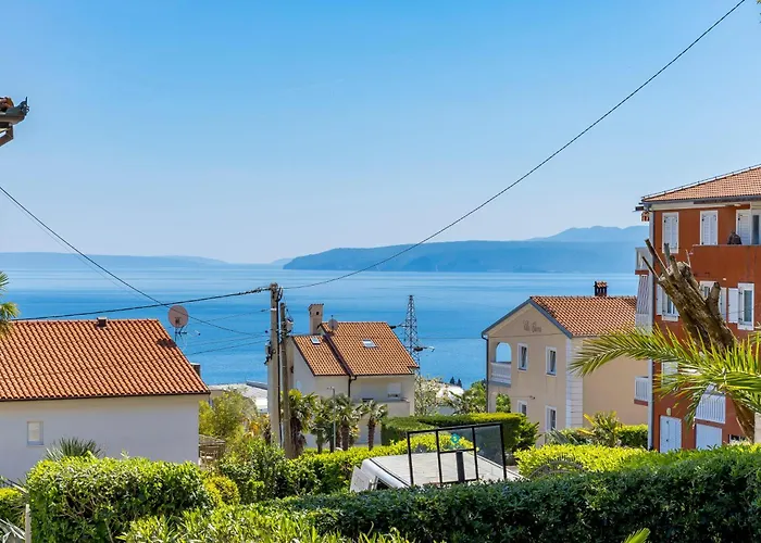 Garden With Pool Apartman Opatija