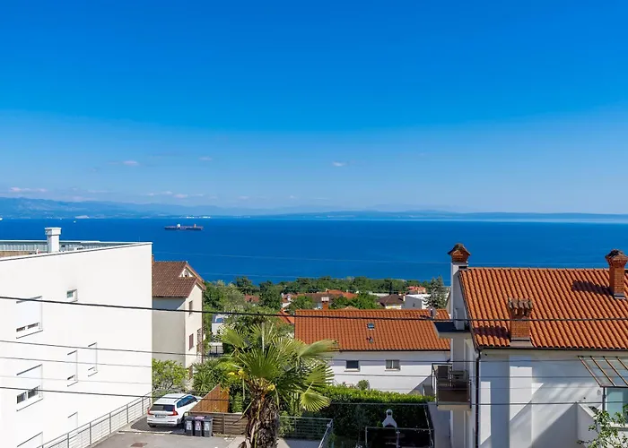 Garden With Pool Apartman Opatija